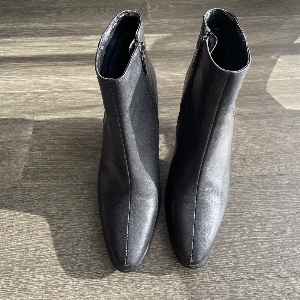 Valdini Bianca size 6